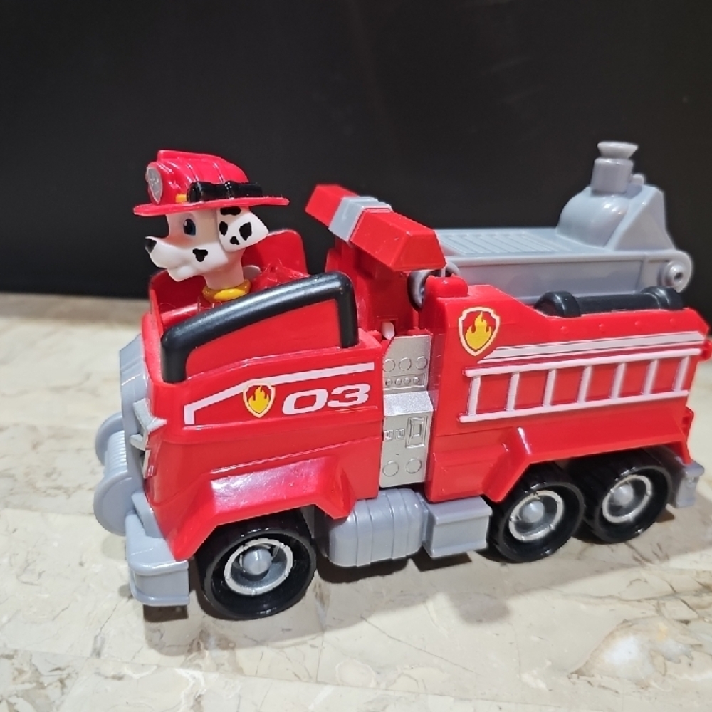 Paw Patrol Movie Marshall Transforming Vehicle Fire Truck‎ Toy